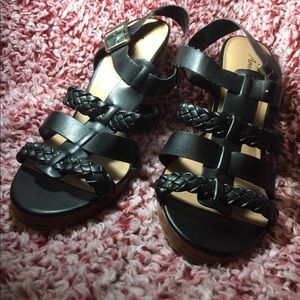 American Eagle women’s shoes size 10